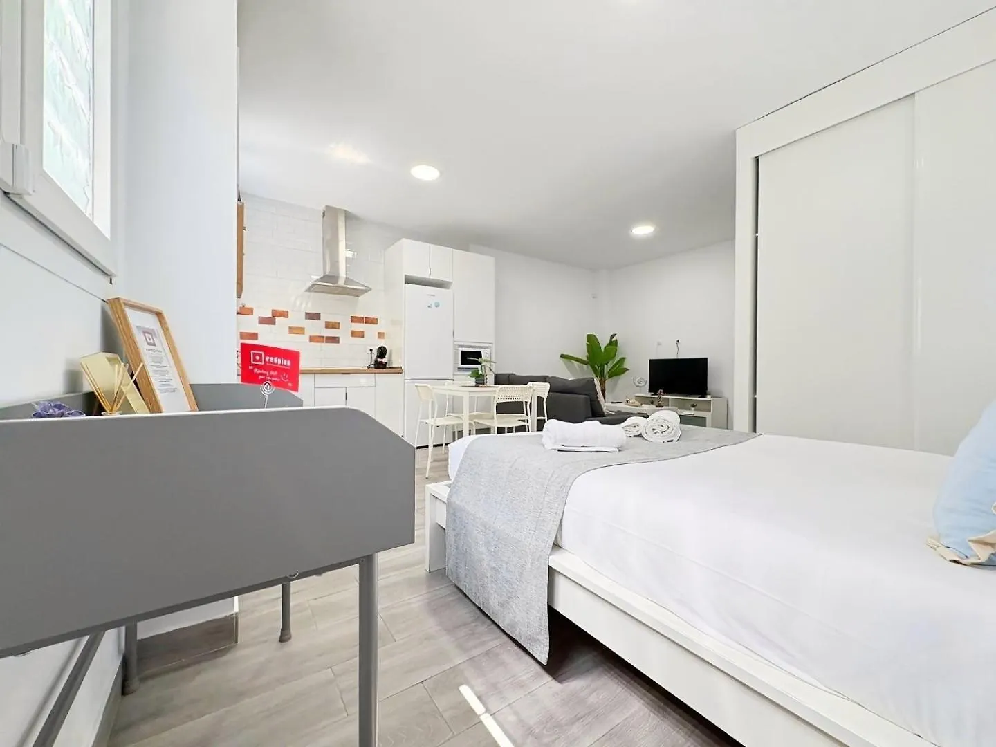 Apartment Apartamento La Paloma B Apartamento En Malaga